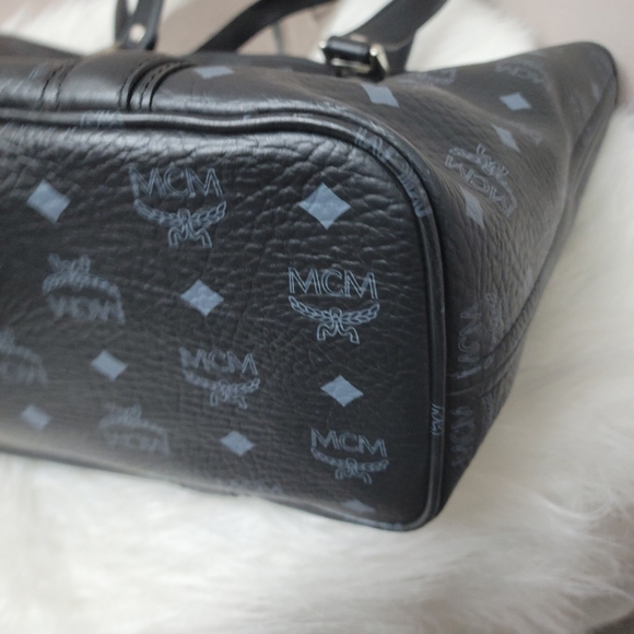 100% Authentic MCM black shopper tote set - Picture 14 of 16
